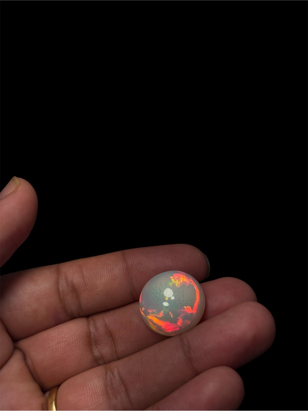 Natural Ethiopian Opal 20.12 Ct Round Cabochon – Certified IGTL